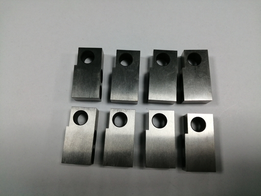 Dimensões especiais disponíveis para blocos de localização de moldes de injecção de plástico