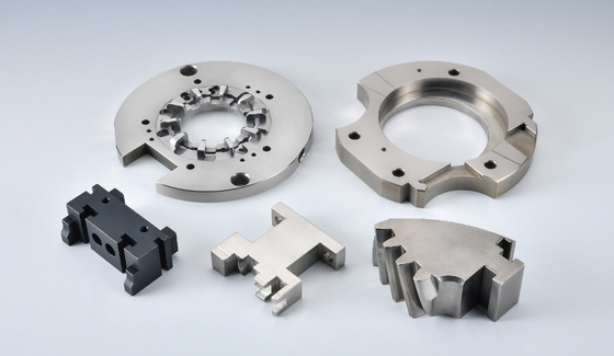 Fábrica de peças de usinagem CNC de precisão personalizada - Especializada em peças de usinagem CNC de precisão e de torneamento CNC