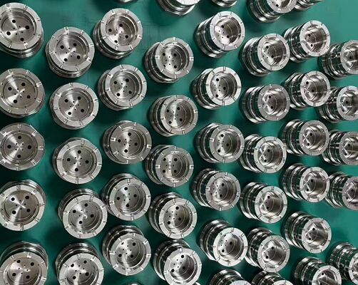 Inserções de moldes multi-cavidade.