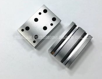 Núcleo plástico da inserção do slider das peças do molde de Hitachi HPM38 com polonês