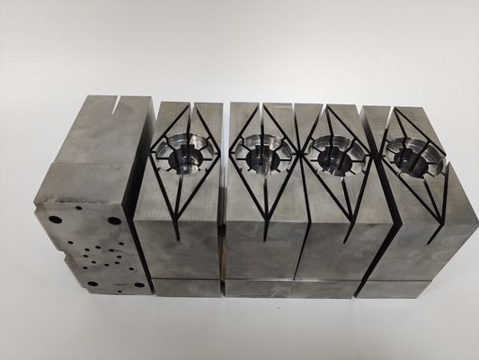 H13 (1.2344) Núcleos de molde de precisão inserções endurecidas para ferramentas de injeção