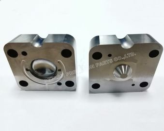 o Cnc da precisão do paralelismo de 0.01mm fez à máquina inserções plásticas da cavidade de molde das peças