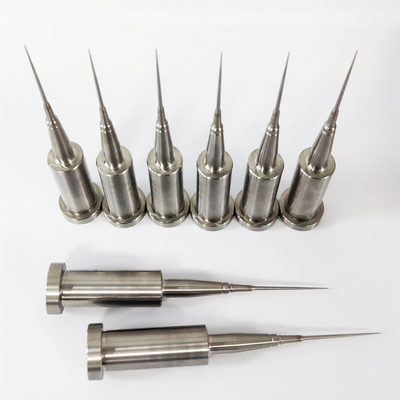 O ejetor de lustro fazendo à máquina da modelagem por injeção do CNC fixa a ferramenta plástica do molde